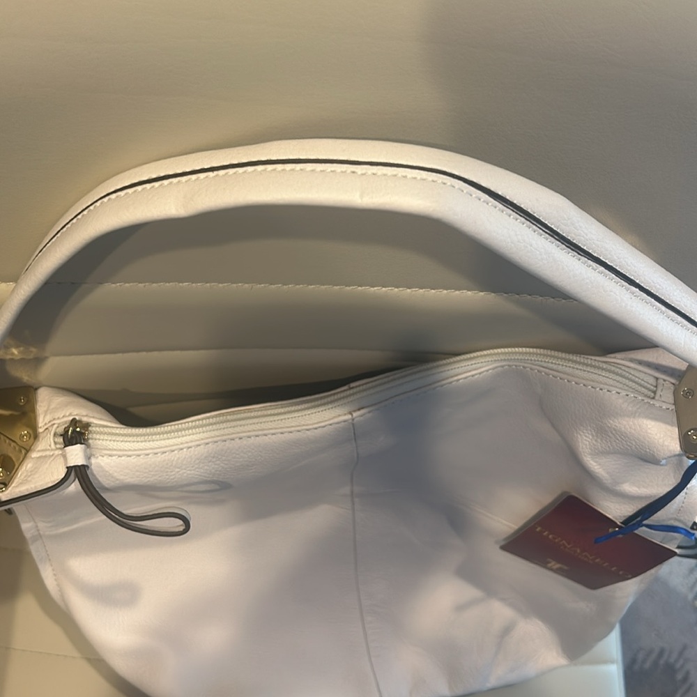 Tignanello Class Act White Pebble Leather Hobo - NWT - Picture 3 of 10